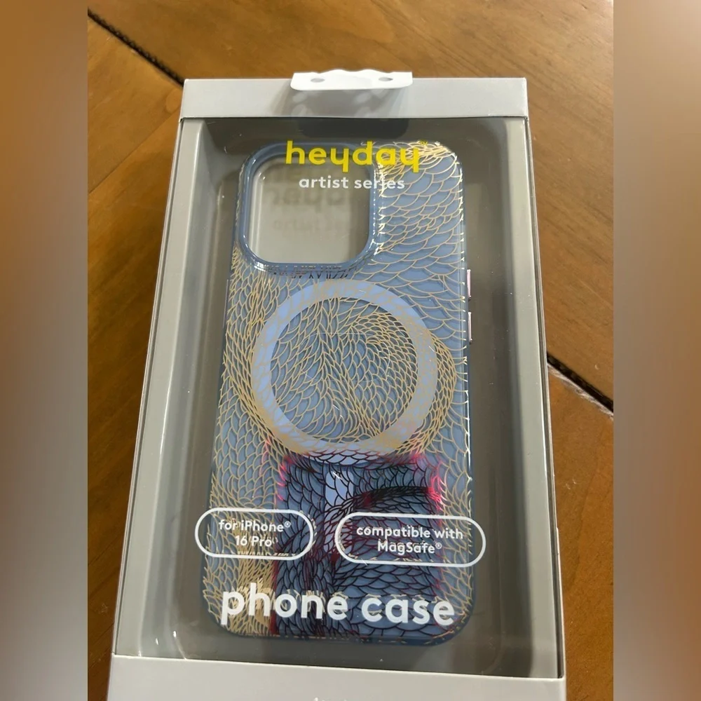 NWT Heyday Blue and Gold Floral iPhone Case
